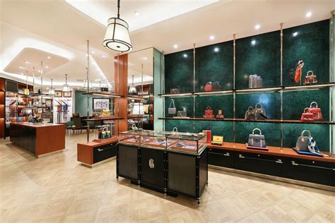 goyard hk 水桶包|Goyard shanghai ifc.